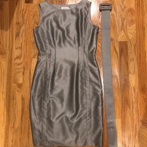 Calvin Klein NWT sleeveless dress w/ belt. Size 6
